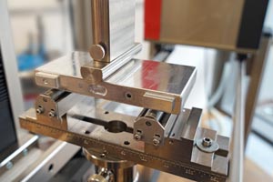 ZwickRoell Prüfung an Lithium-Ionen-Akkus